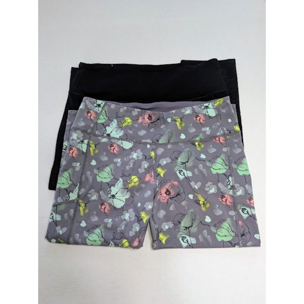 Victoria Sport Knockout by Victoria's Secret XL Black & Animal Print Capri Set